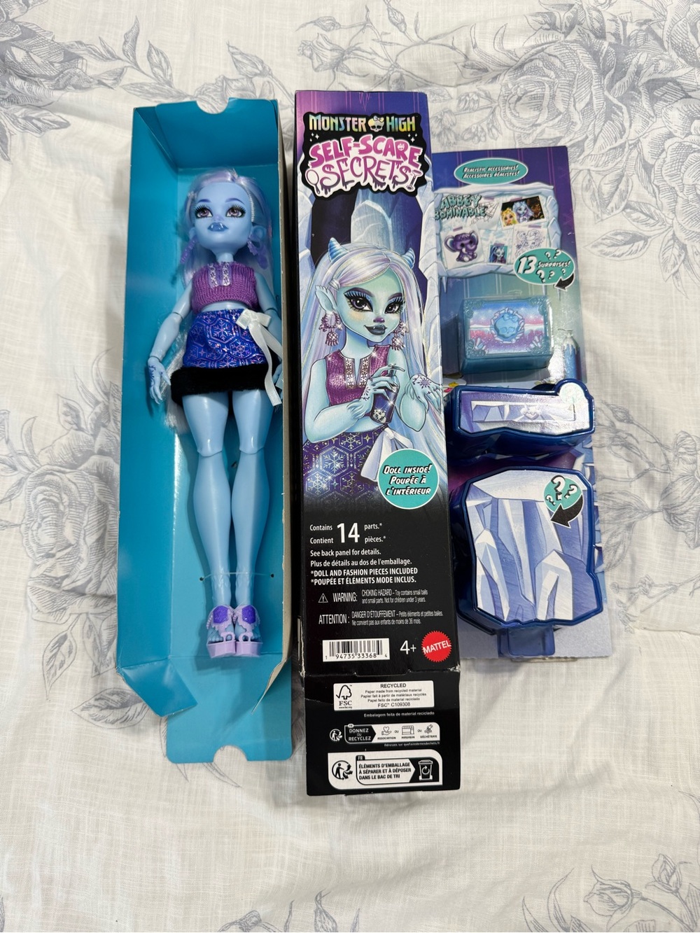 Monster High Self-Scare Secrets Blue Doll with Accessories